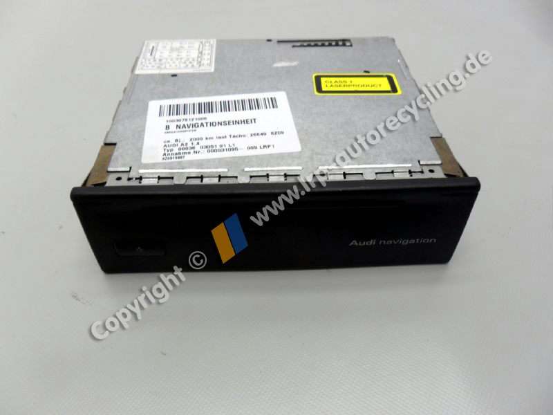 Audi A2 8Z Navigationseinheit 8Z0919887 7612001330 BLAUPUNKT BJ2000